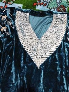 Heavy Peacock 🦚 💙 Blue Kashmiri Pheran New