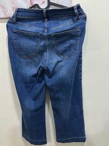 Old Navy Cropped Flare Jeans