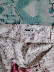OUTRYT FLORAL BODYCON