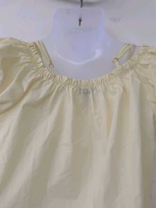 Pale Yellow Puff Sleeve Crop Top
