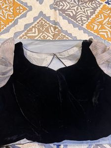 Elegant Black And Grey Saree