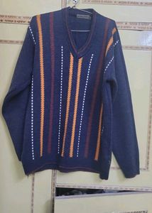 Branded cardigan for boys