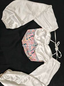 Floral Crop Top with Balloon Sleeves