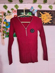 Red Zip-Front Ribbed Top ♥️