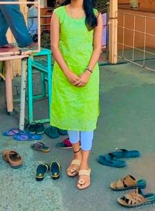 Pista Green Kurti