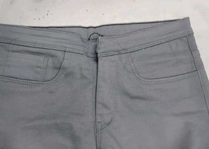 Grey Casual Pants 👖 size 28