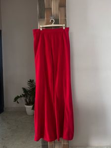 SHEIN STRECHABLE FLARE HIGHWAIST PANTS