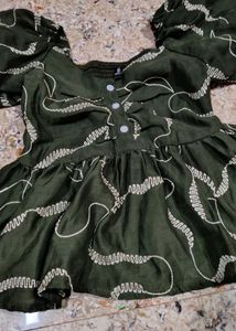 Green Puff Sleeve Top