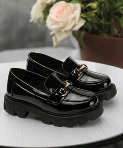 Chunky Sloe Black Loafers