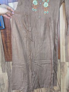 Brown Cotton Frock with Divider Shalwar – Sozni