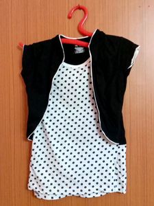 A Black And White Colour T-shirt for girls