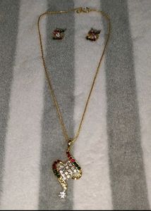 Beautiful AD necklace with pendant