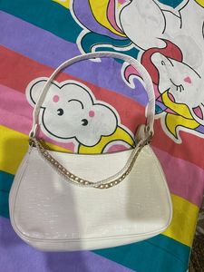White Shoulder Bag