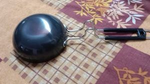 Small Black Tadka Pan