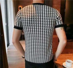 🔥 Houndstooth T Shirt 🤝🏻🎽