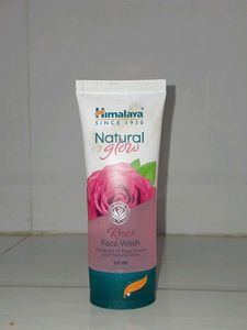 Himalaya Natural Glow Face Wash