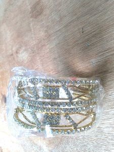 New Sparkling Gold Bangle