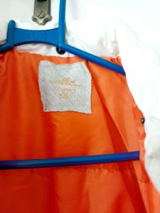Winter Wear Jacket With Detachable Hood