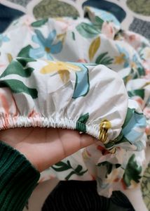 Floral Design Double Bedsheet With Pillow Covers