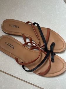 Set of 4 slippers