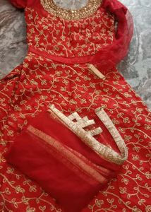 😍Bridal Gown Designer 😍 Pcs