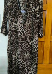 Strechable,Leopard Print Kurti (Size &#34;L&#39;)