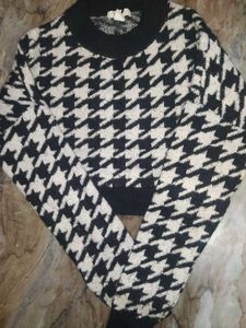 Houndstooth Print Sweater