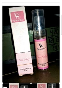 combo  4 prod moisturizer sunscreen perfume liptin