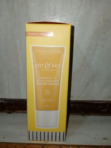 Dot &amp; Key Strobe Cream Vitamin C