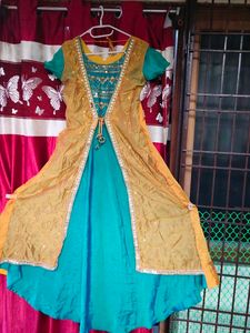 Ethnic Kurta Set one time use only