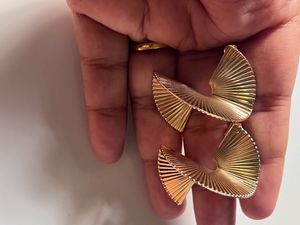 Fan Earrings