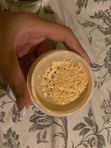 Miss Claire Face Powder