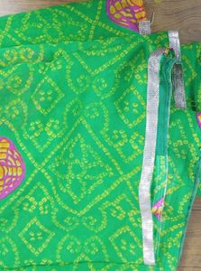Bandhani Saree With Readymade Blouse💚