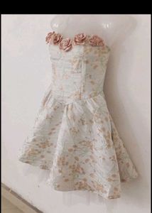 FLORAL PRINT APPLIQUE DRESS