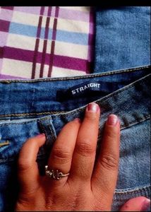 High-Waisted Straight Boyfriend  Jeans
