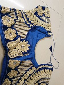 Velved Golden Work Blause