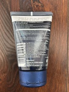 Nivea Men Charcoal Facewash
