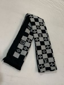 Louis Vuitton Stole