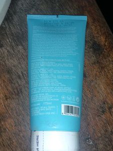 Dot &amp; Key Face Wash