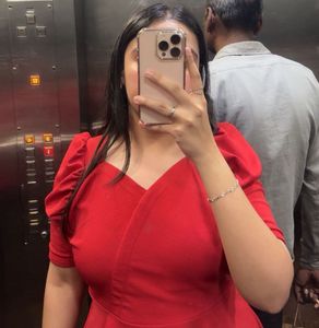 Classic Red Top