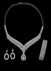 Elegant Diamond Necklace &amp; Earring Set