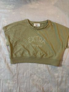 Roaster Cropped Top