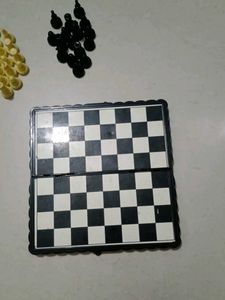 Travellers Chess And Ears Phone