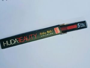 Huda Beauty Molten Matte Lip Colour 5 In 1 Lipstic