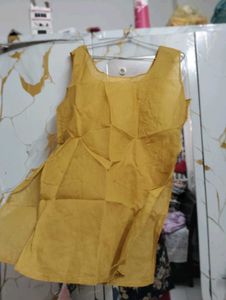 laknaiw yellow kurti