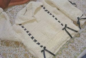 Handmade Crochet Cropped Cute &amp;Cozy White Pullover