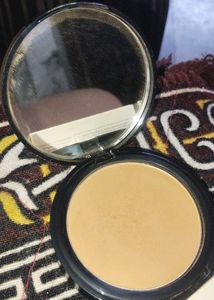 Pilgrim Dream Matte Compact powder 325 RichCaramel