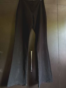 🖤 Sleek Black Trousers
