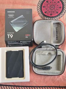 Samsung Portable SSD T9 – 1TB |  Like New