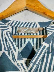 Grey And White Triangle Print Tunics (Women&#39;s)